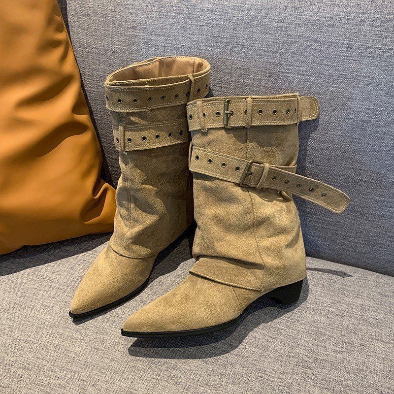 Damen Wadenhohe Wildleder-Slouch-Stiefel mit spitzer Zehenpartie und Zierschnallen – Lioré