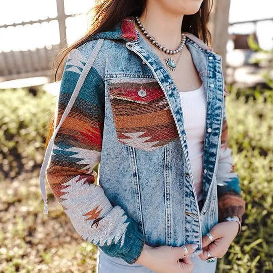 Damen Denimjacke im lässigen Boho-Stil mit Kapuze Echoarchiv