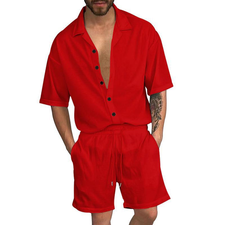 Herren Freizeit-Set mit lässigem Kurzarmhemd und elastischen Shorts Echoarchiv