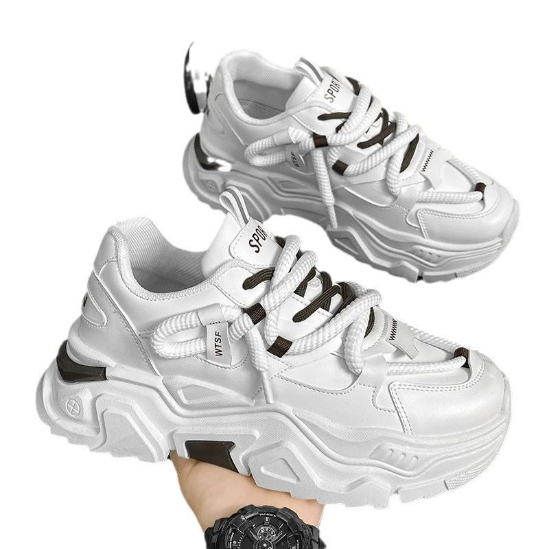 Damen Sportliche Chunky Sneakers mit innovativen Details Echo Archiv