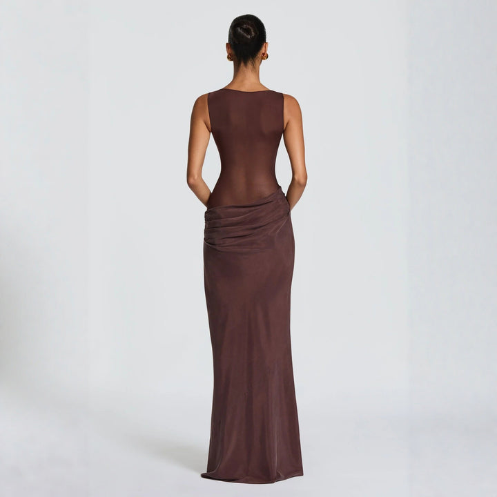 Damen Körperbetontes Abendkleid mit raffinierten Drapierungen Echo Archiv