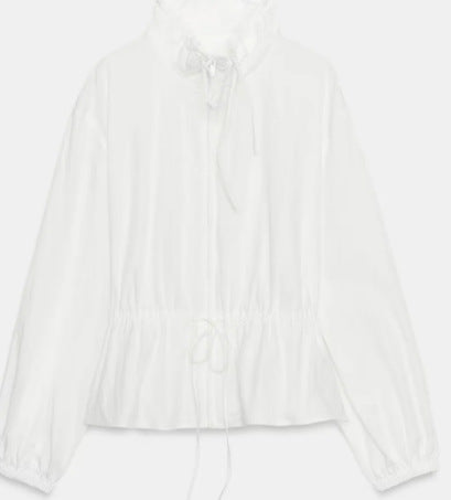 Damen Romantische Baumwoll‑Rüschenbluse mit Highneck, Kordelzugtaillierung und Volant‑Saum Echo Archiv