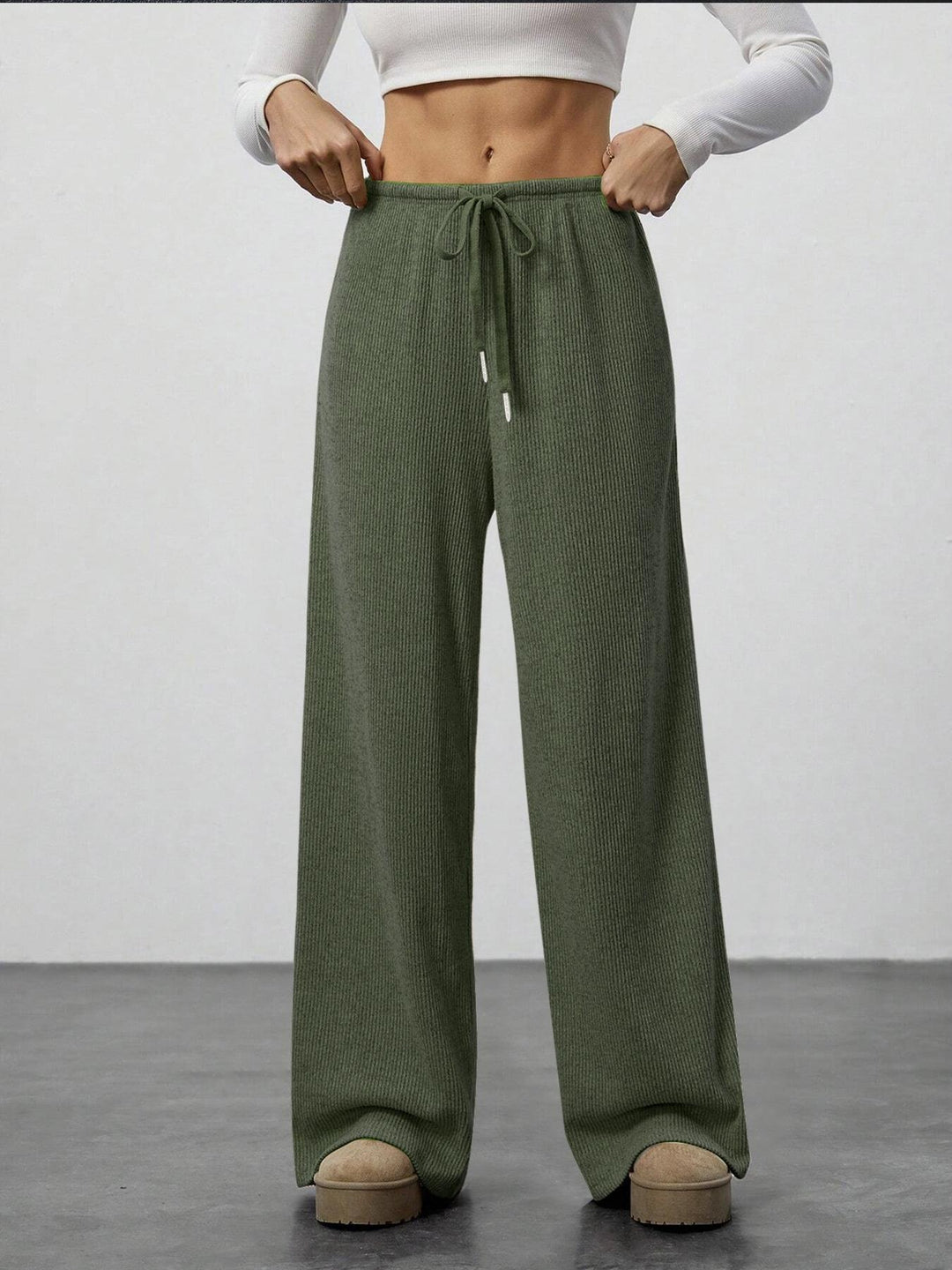 Damen Weit geschnittene Relax-Hose aus elastischem Strickmaterial mit Kordelzug Echo Archiv