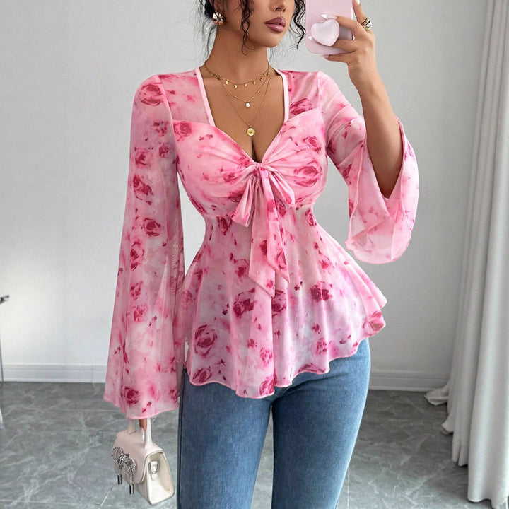 Damen Chiffonbluse mit Bindeknoten, V‑Ausschnitt und ausgestellten Glockenärmeln – Avérine