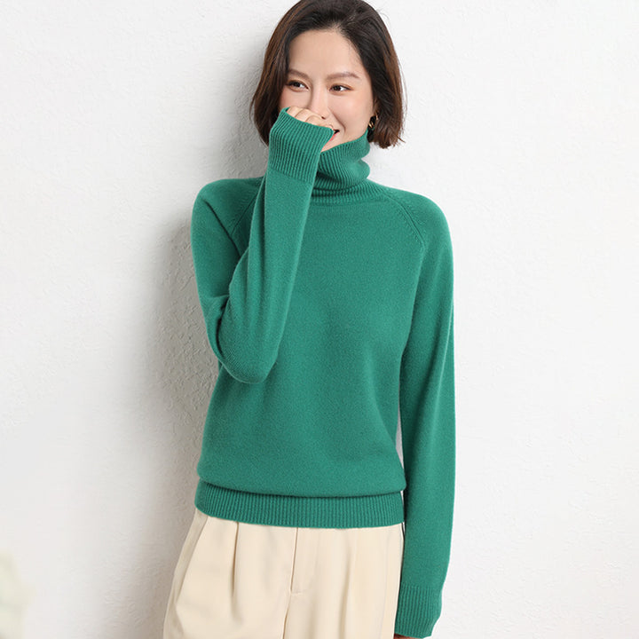 Damen Schlanker Rollkragenpullover aus feinem Strick mit Raglanärmeln Echoarchiv
