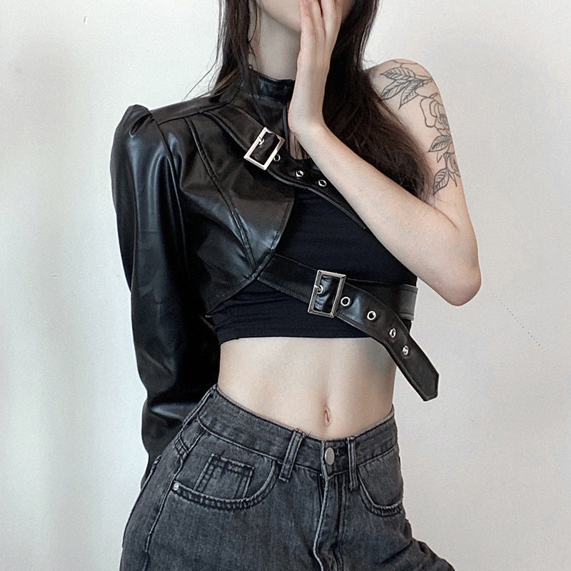Damenmode-Oberteil aus Kunstleder mit asymmetrischem Design Echo Archiv