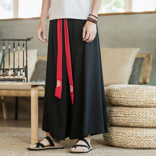 Herren Lässige und elegante Palazzo-Hose mit dekorativem Gürtel Echoarchiv