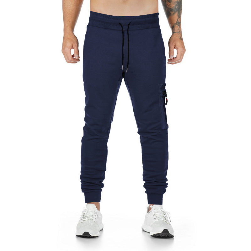 Herren Sportliche Cargo-Hose mit seitlichen Reißverschlusstaschen und elastischem Bund Echoarchiv