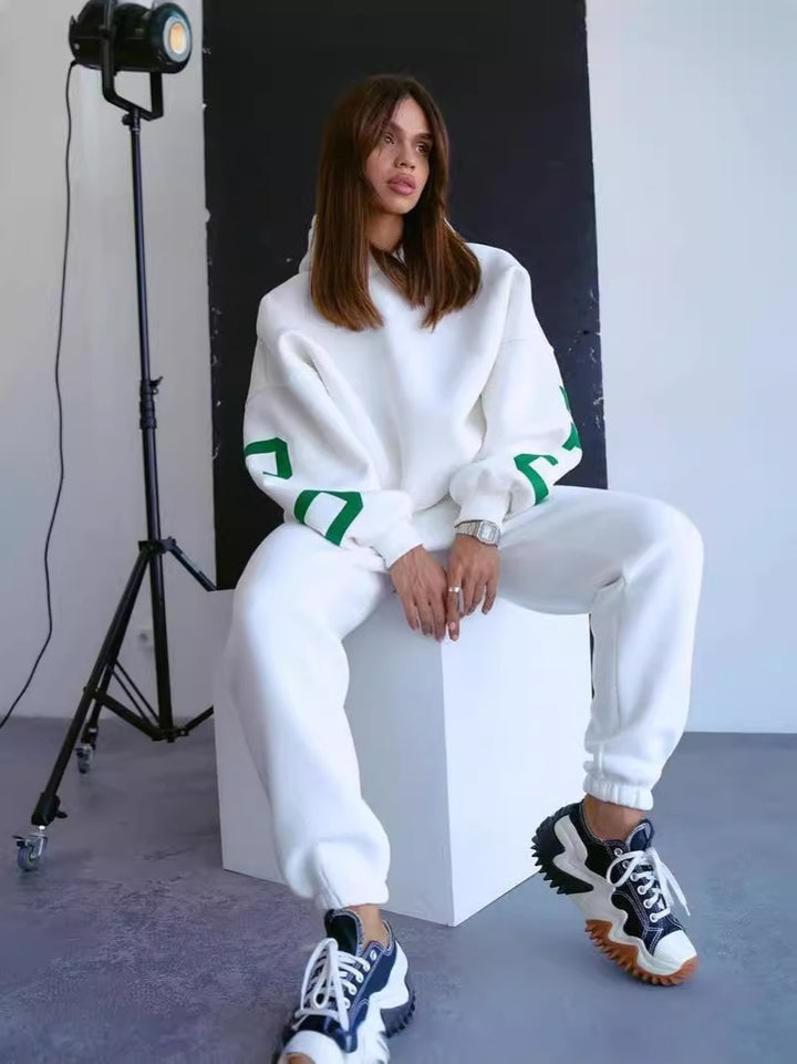 Damen Oversized Kapuzenpullover mit großflächigem Blockprint Echoarchiv
