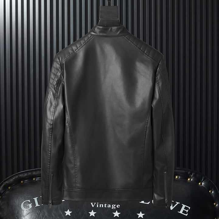 Herren Lederimitat-Bikerjacke mit Stehkragen und gesteppten Schulterpaneelen – Valtoré