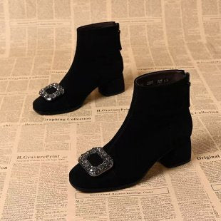 Damen Elegante Stiefeletten mit Schmuckdetails Echo Archiv