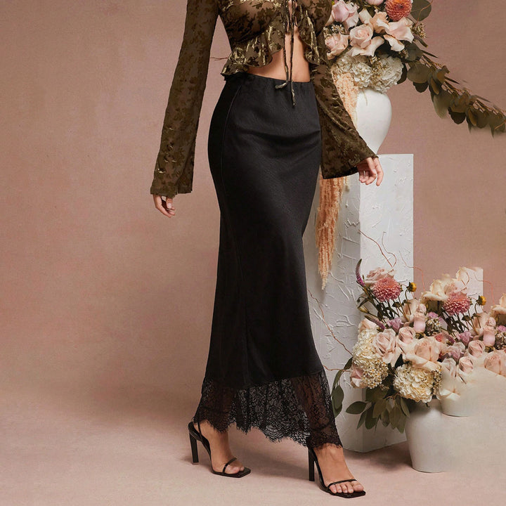 Damen Maxirock mit floraler Spitze und elegantem Saum Echo Archiv