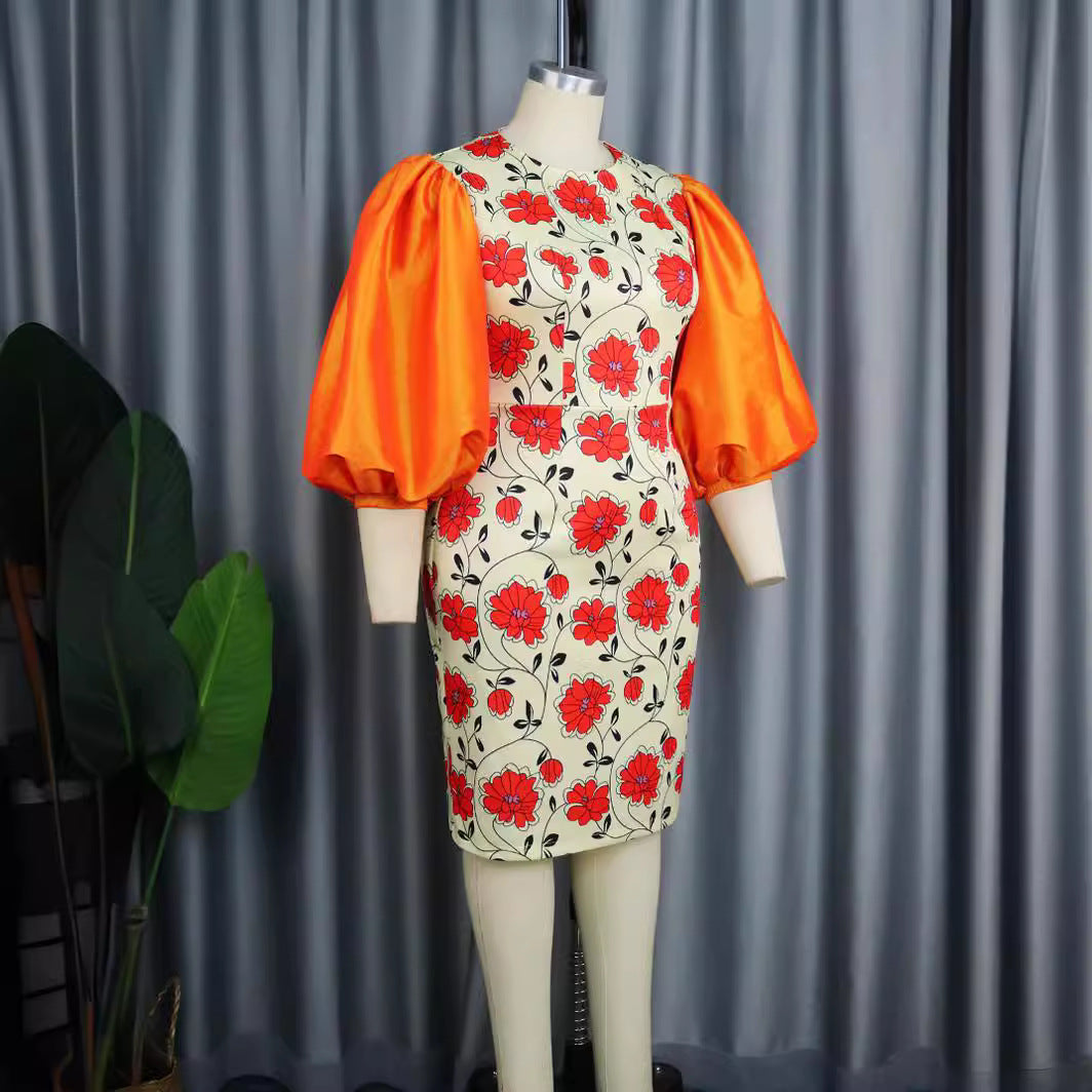 Damen figurbetontes Kleid mit voluminösen Puffärmeln und floralem Design Echo Archiv