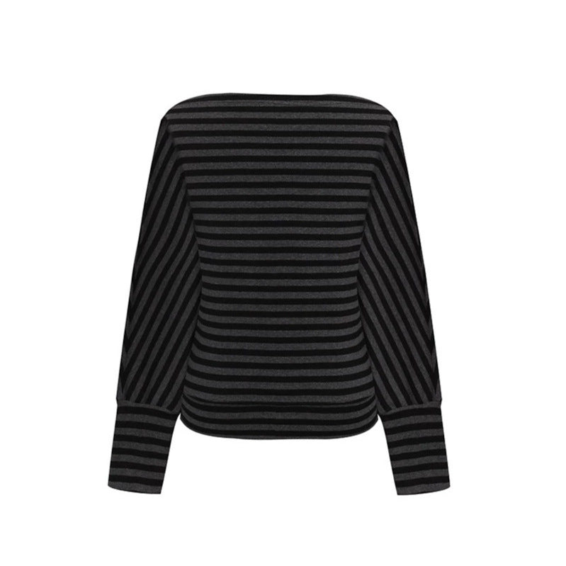 Damen Figurbetontes Streifen-Langarmshirt mit weitem Boot-Ausschnitt und verkürzten Fledermausärmeln Echoarchiv