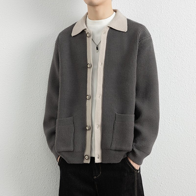 Herren Kontrastkragen-Strickjacke mit durchgehender Knopfleiste und aufgesetzten Taschen Echo Archiv