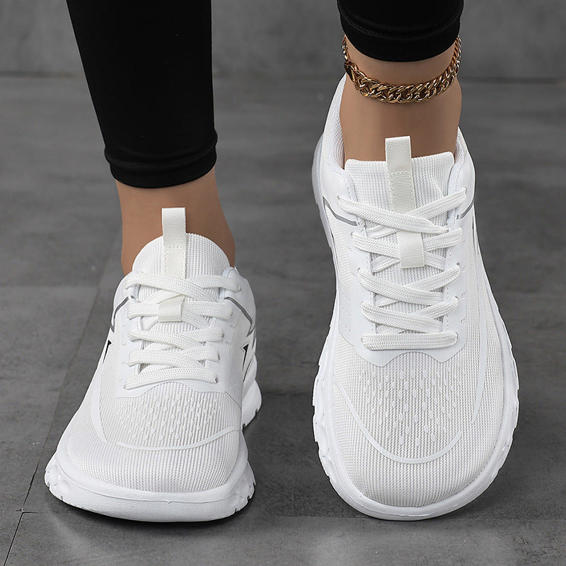 Damen Sportlicher Mesh-Sneaker mit gepolsterter Fersenstütze und griffiger Profilsohle – Névara