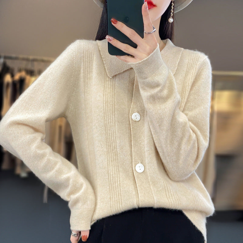Damen Knopfcardigan mit Hemdkragen und feiner Längsrippenstruktur Echoarchiv