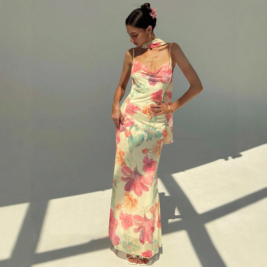 Damen Maxikleid mit raffinierten Spaghettiträgern und floralem Design Echo Archiv
