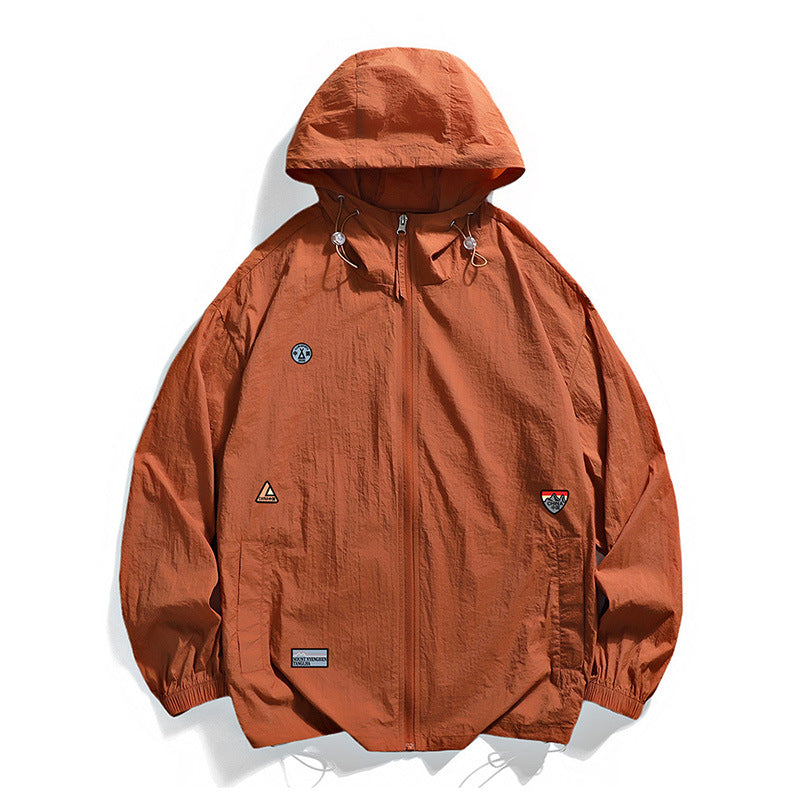 Herren multifunktionale Outdoor-Jacke mit verstellbarer Kapuze und Reißverschlusstaschen Echoarchiv