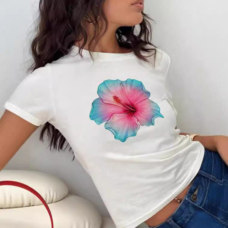 Damen Crop-T-Shirt mit kreativem Lippenmotiv und figurbetontem Schnitt Echo Archiv