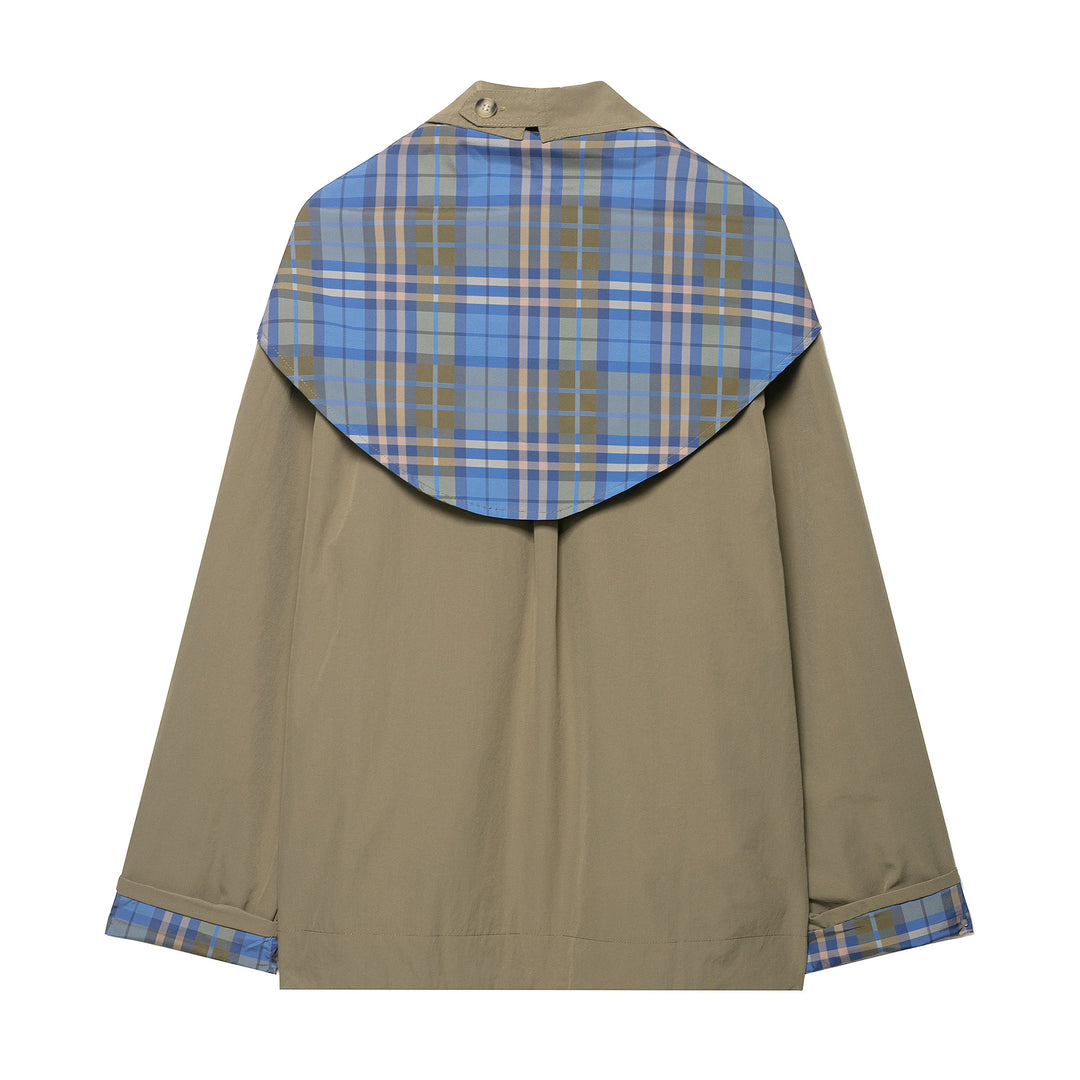 Damen 100+ kurzer Cape‑Trench mit karierter Innenverarbeitung und Knotenverschluss Echo Archiv