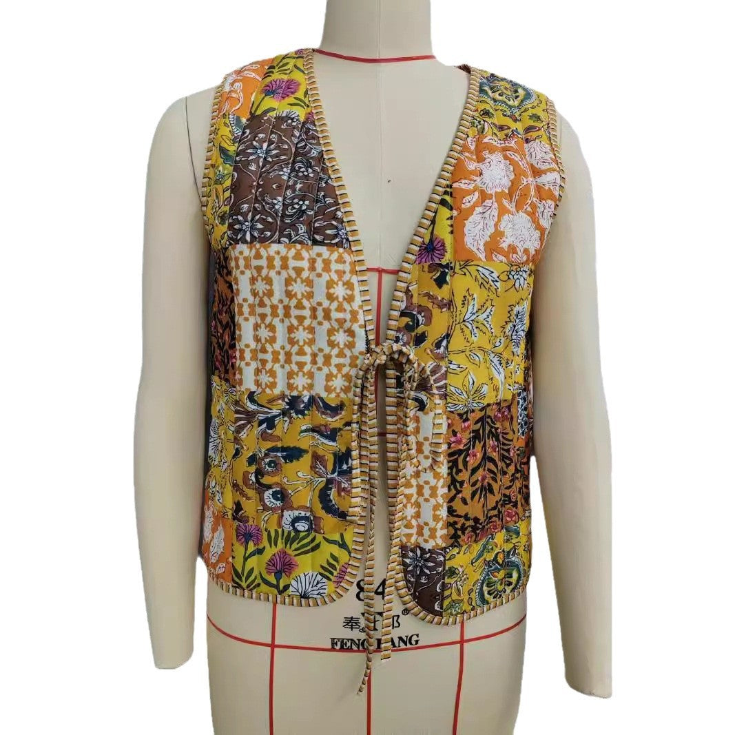 Damen Patchwork‑Weste mit Bindeband, gestreifter Innenverarbeitung und Kontrastpaspel Echo Archiv