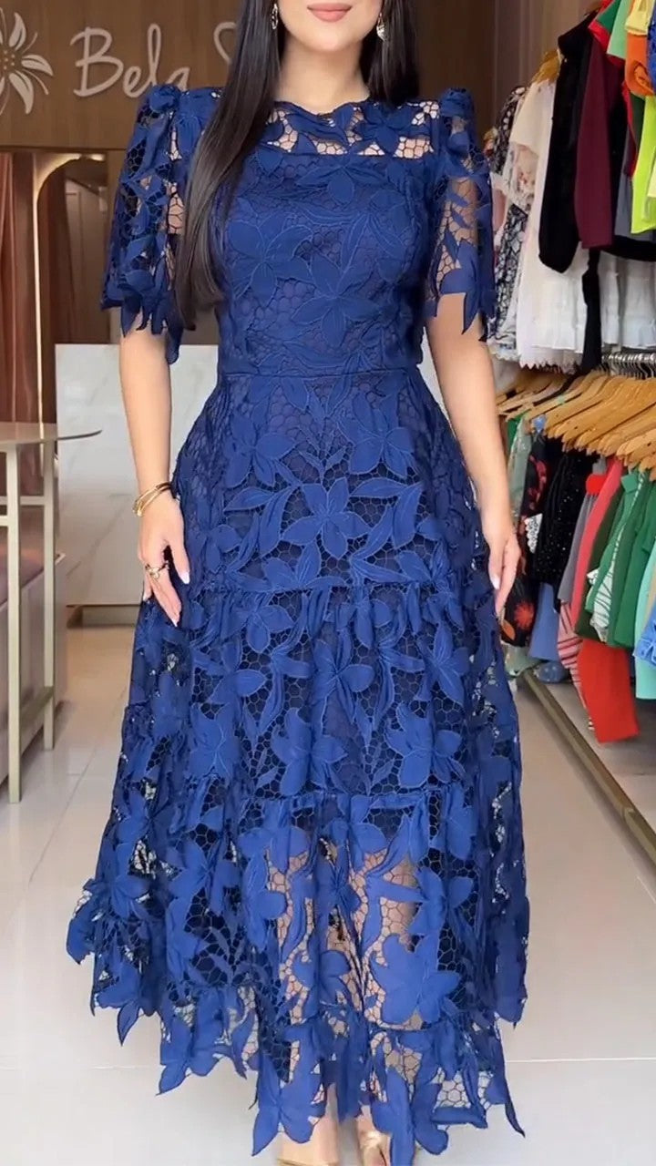 Damen nan Maxikleid aus floraler Guipure-Spitze mit taillierter Passform und Stufensaum Echo Archiv