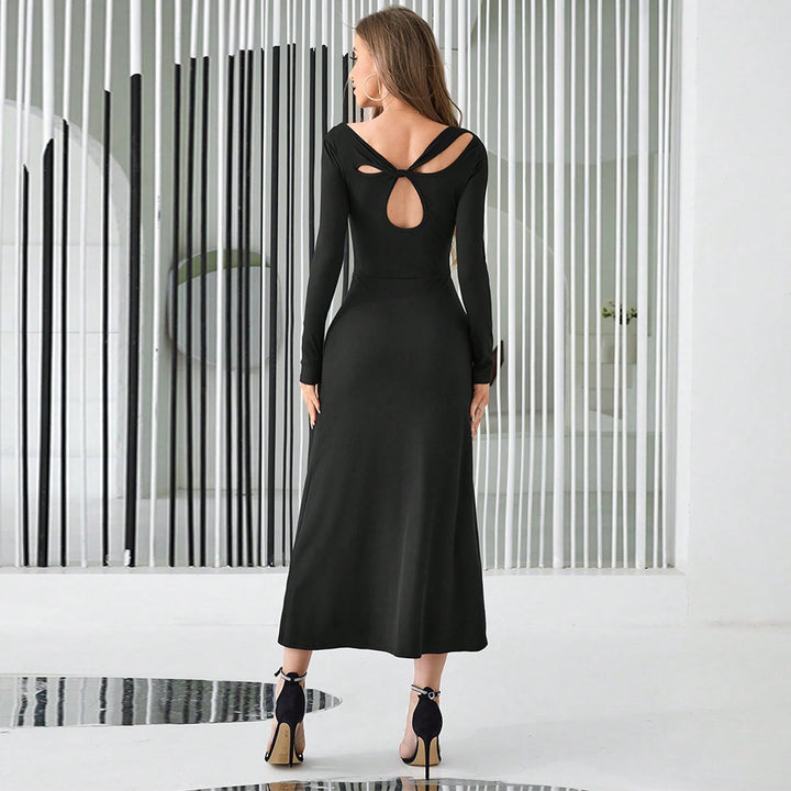 Damen figurbetontes Maxikleid mit asymmetrischem Ausschnitt und langen Ärmeln – Valéora