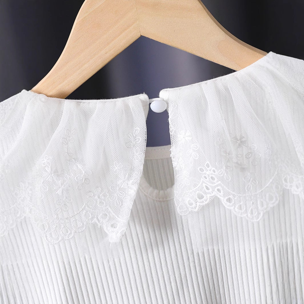 Damen Bluse mit romantischem Tüllkragen und floralen Stickereien Echo Archiv