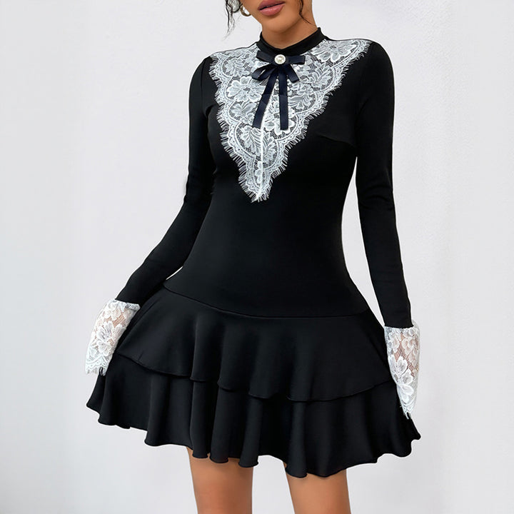 Damen Elegantes Kleid mit Spitzenverzierung Echo Archiv