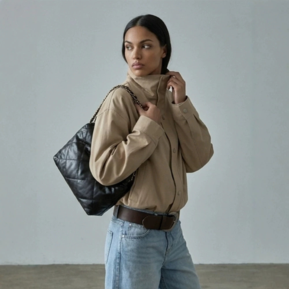 Damen Kurze kastige Canvasjacke mit hohem Stehkragen und Druckknopfleiste Echoarchiv
