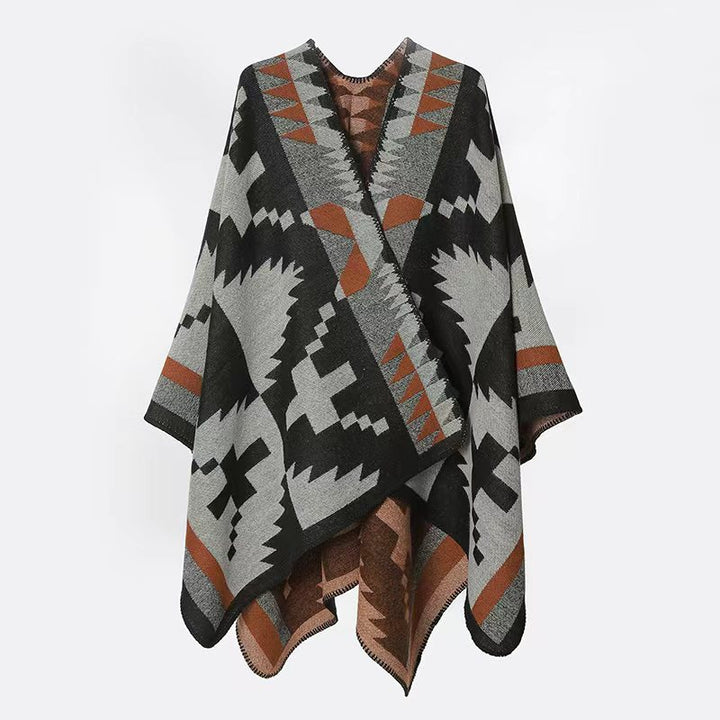 Damen Oversize-Capeponcho im Azteken-Jacquard aus weichem Wollmix mit asymmetrischem Zipfelsaum – Montévia