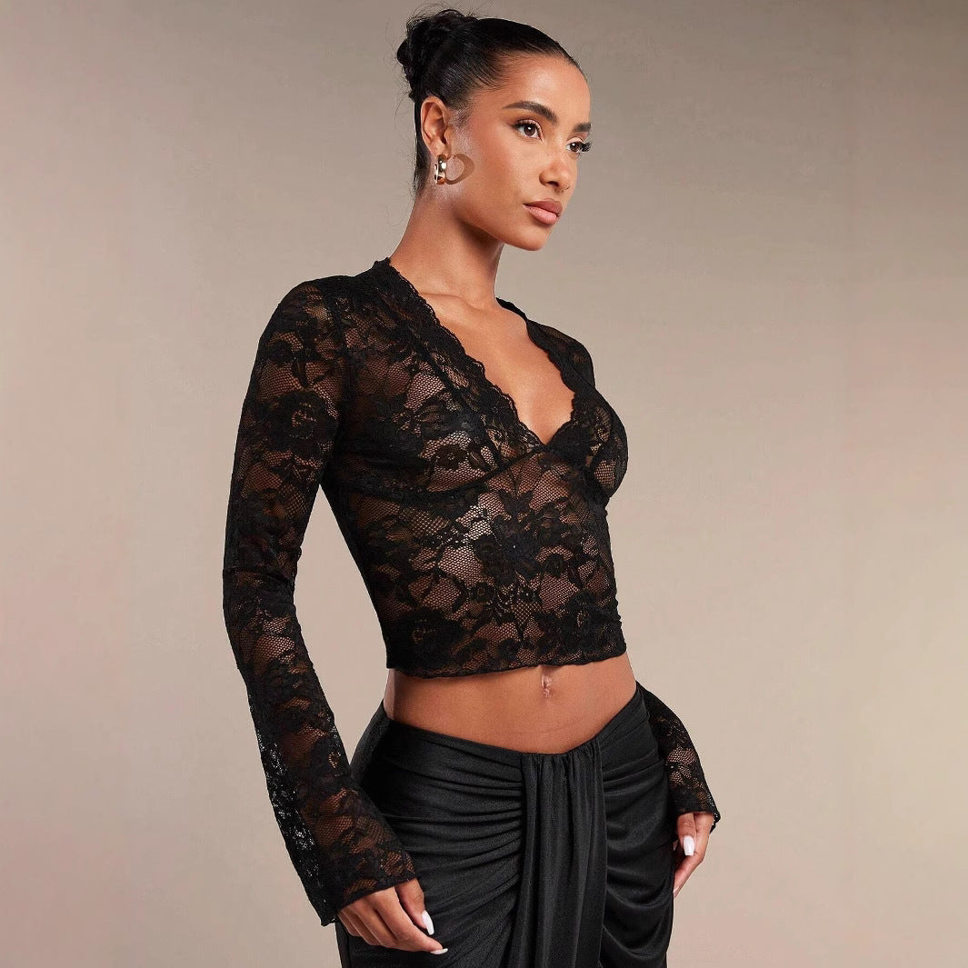 Damen nan transparente Spitzenbluse mit V-Ausschnitt, tailliert und Trompetenärmeln Echo Archiv