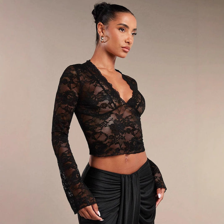 Damen nan transparente Spitzenbluse mit V-Ausschnitt, tailliert und Trompetenärmeln Echo Archiv