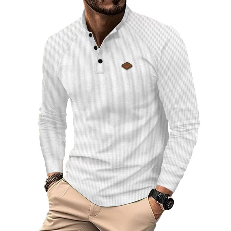 Herren Langarm-Henley-Shirt mit strukturierter Oberfläche und modischen Knopfdetails Echoarchiv