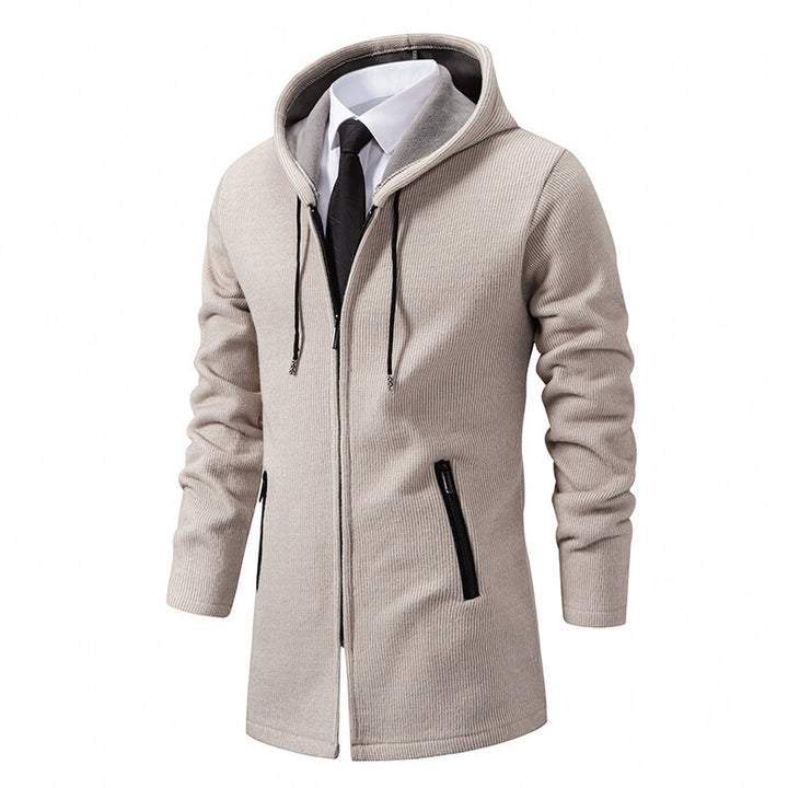 Herren urbane Kombination aus eleganter Jacke mit Kapuze und schickem Reißverschluss Echoarchiv
