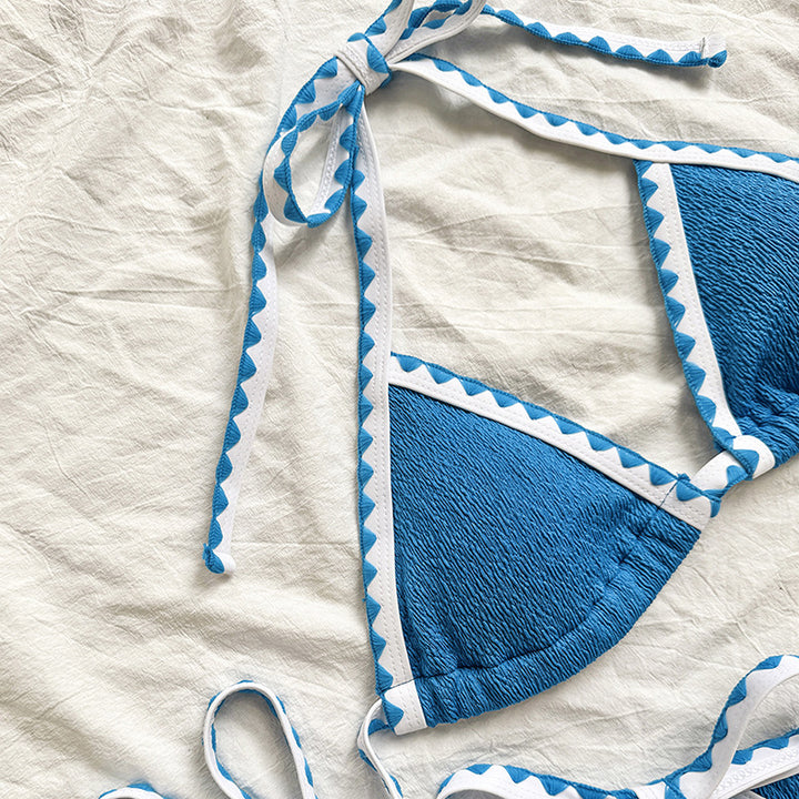 Damen Triangel-Bikini mit verspielten Bindebändern und feiner Struktur Echo Archiv