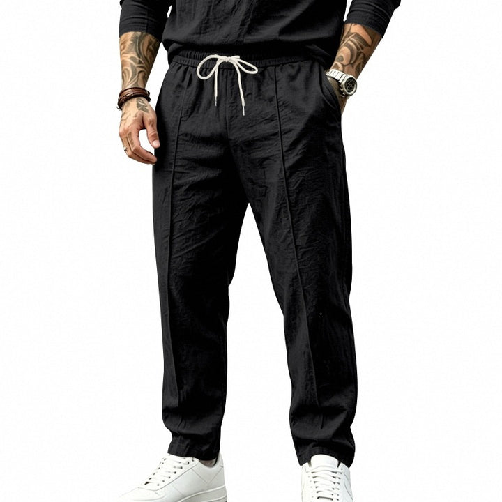 Herren Tapered-Freizeithose mit Tunnelzug, Bügelfalte und elastischem Saum Echoarchiv
