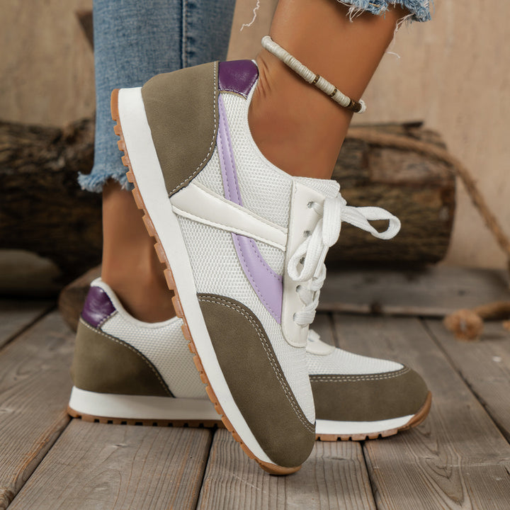 Damen  leichte Retro-Lauf-Sneaker mit verstärkter Zehenkappe, atmungsaktivem Mesh-Obermaterial und profilierter Gummilaufsohle Echo Archiv