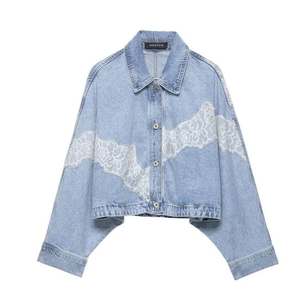 Damen nan oversized Denimjacke mit Spitzenbesatz, kastigem Cropped-Schnitt und überschnittenen Ärmeln Echo Archiv