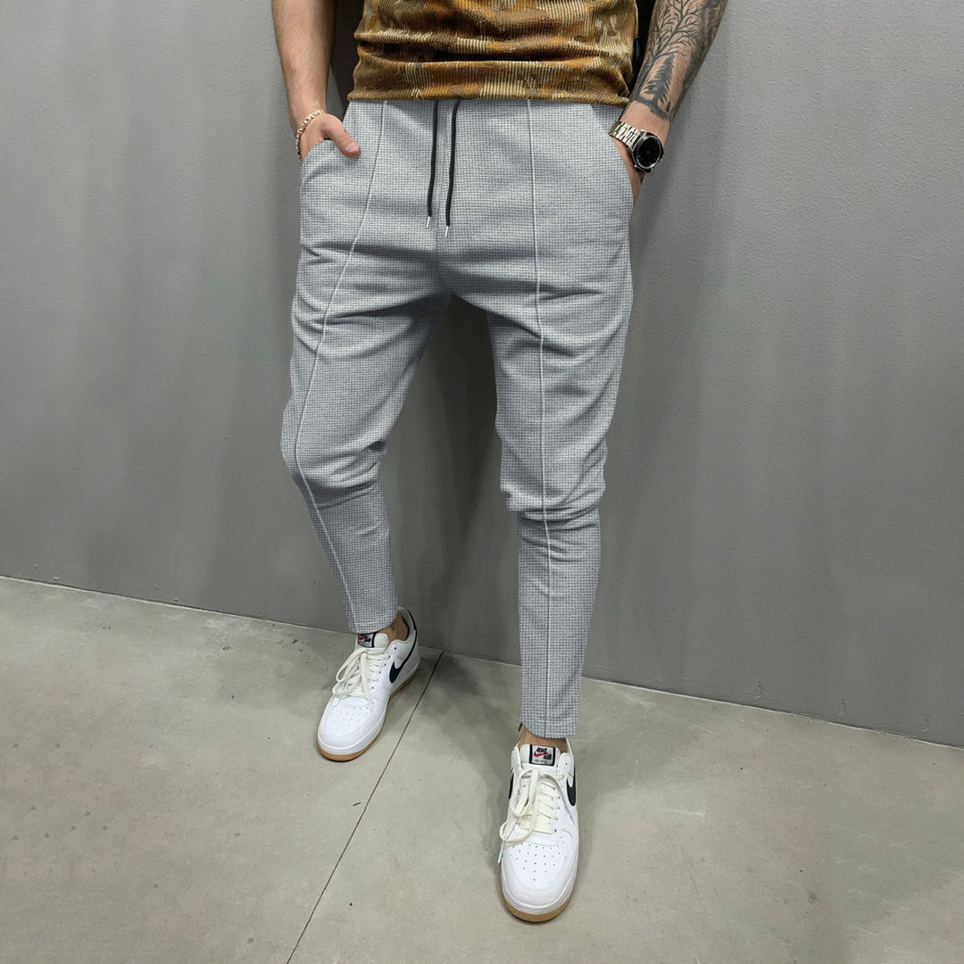 Herren elegante Jogginghose mit stylishen Details Echoarchiv