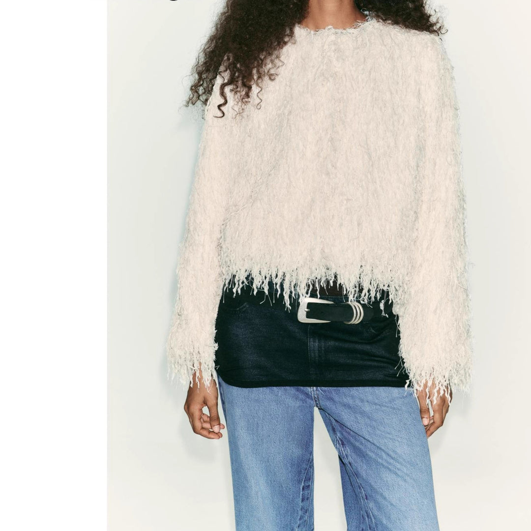 Damen Flauschiger Fransen-Pullover im Boxy-Cut Echo Archiv