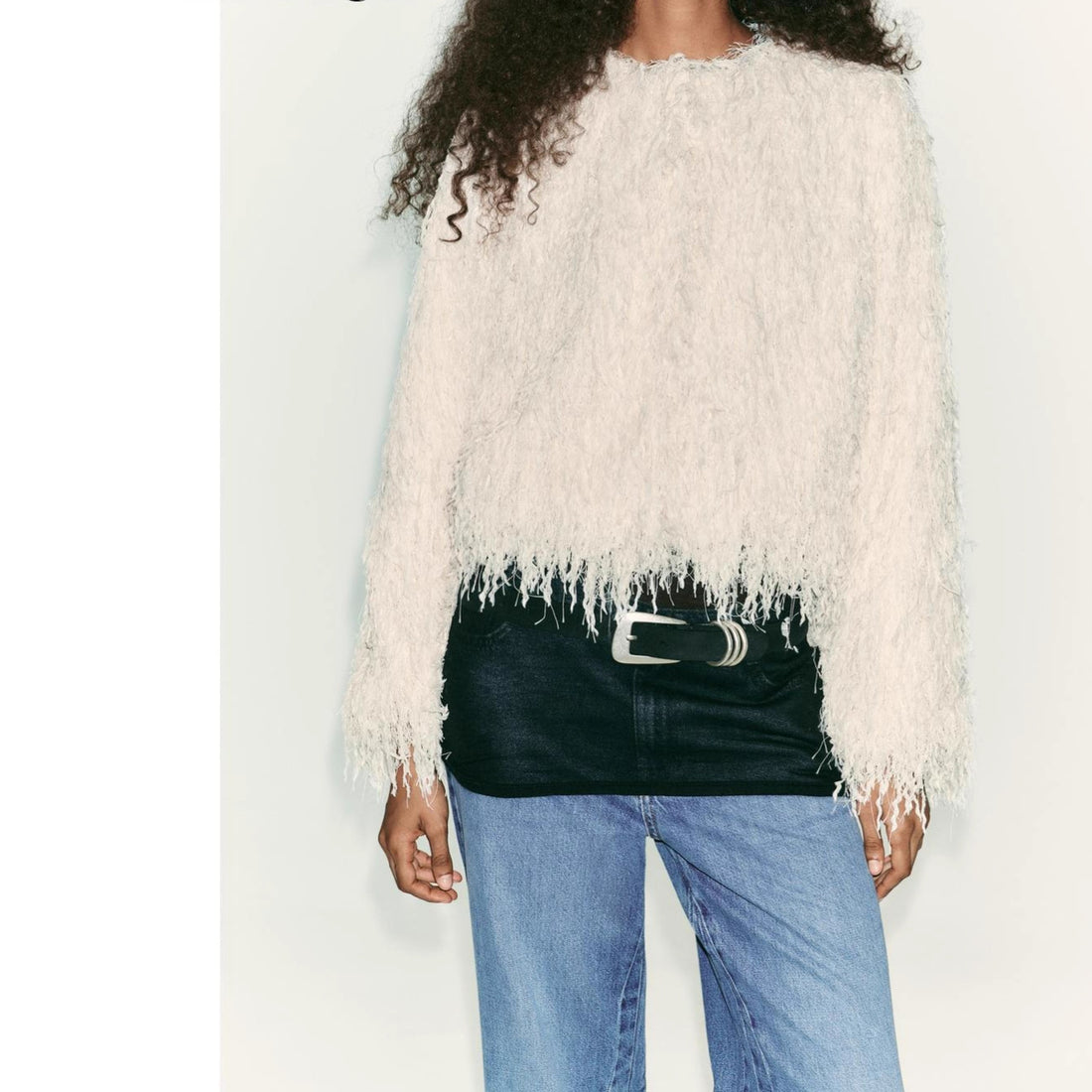 Damen Flauschiger Fransen-Pullover im Boxy-Cut Echo Archiv
