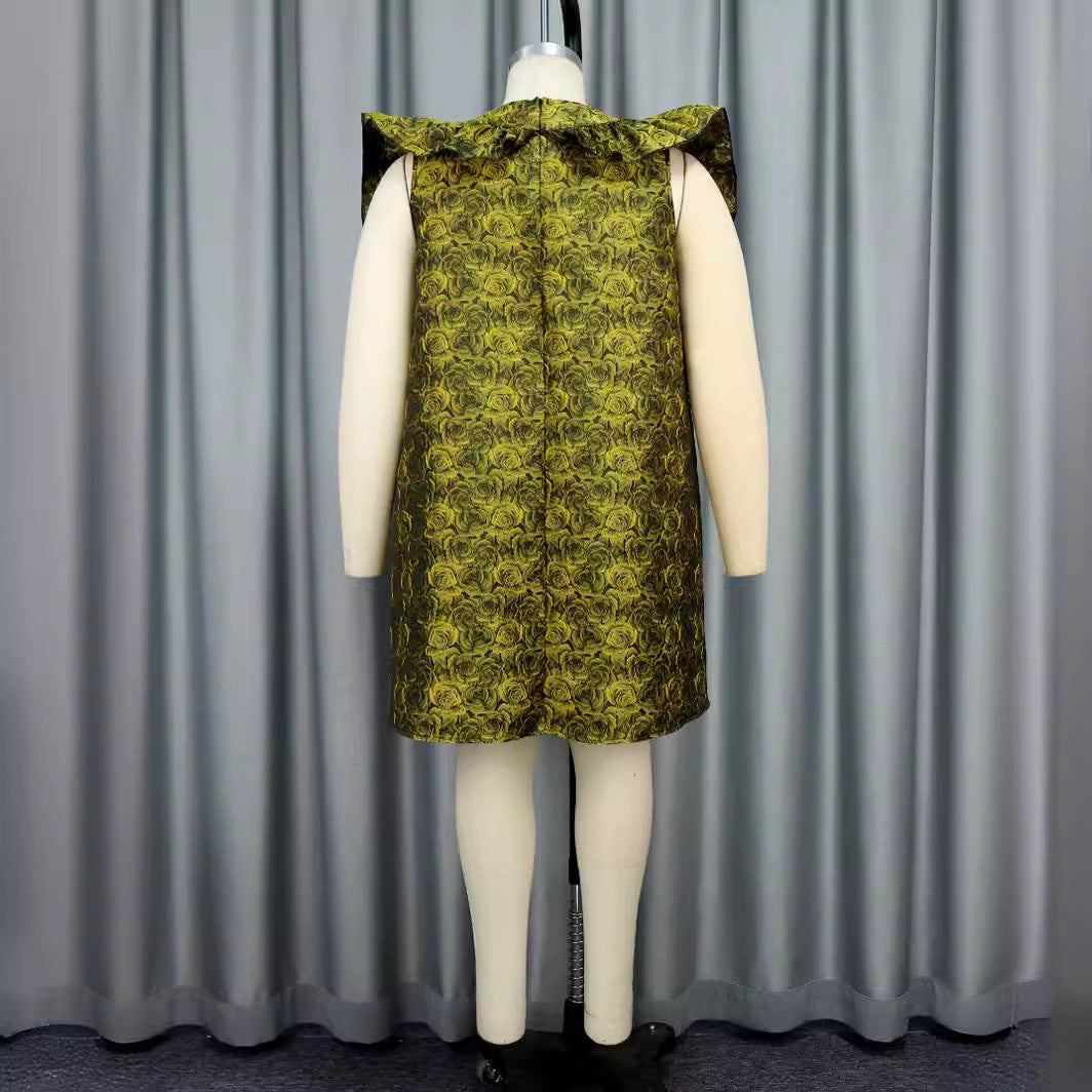Damen glamouröses Kleid mit voluminösen Rüschen Echo Archiv
