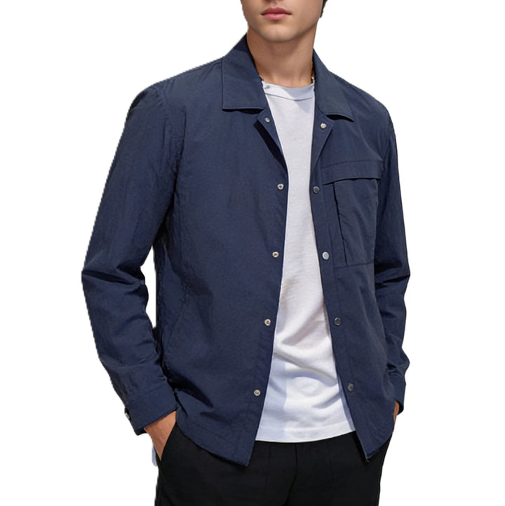 Herren Leichtes Utility-Overshirt mit Pattentaschen und Druckknopfleiste Echoarchiv