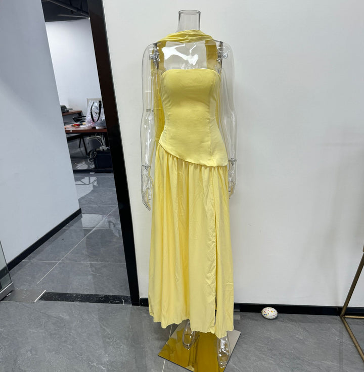 Damen Raffiniertes Maxi-Kleid mit asymmetrischem Oberteil und hohem Schnitt Echo Archiv