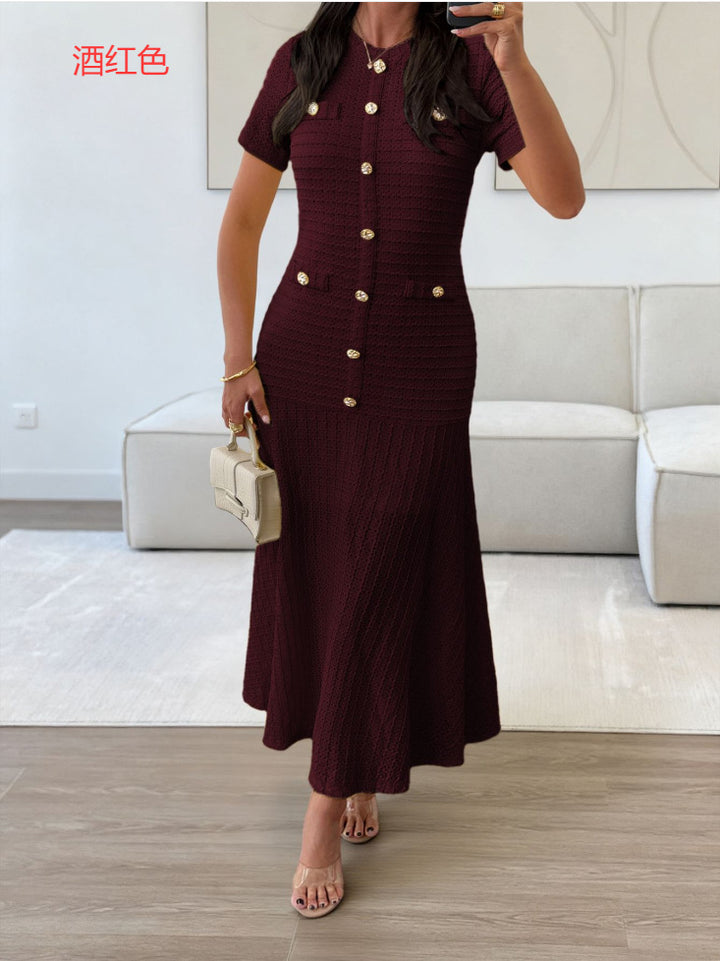 Damen Maxikleid mit eleganten Knopfdetails und strukturiertem Stoff Echo Archiv