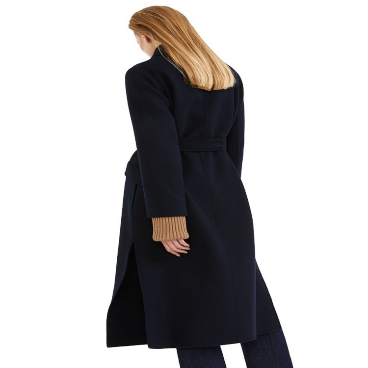 Damen Longcoat im minimalistischen Mantelkleid‑Look mit verdeckter Doppelreihe und Stoffgürtel Echoarchiv