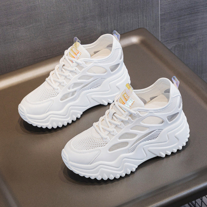 Damen Sportliche Sneakers mit atmungsaktiver Mesh-Oberfläche und stabiler Gummisohle Echo Archiv