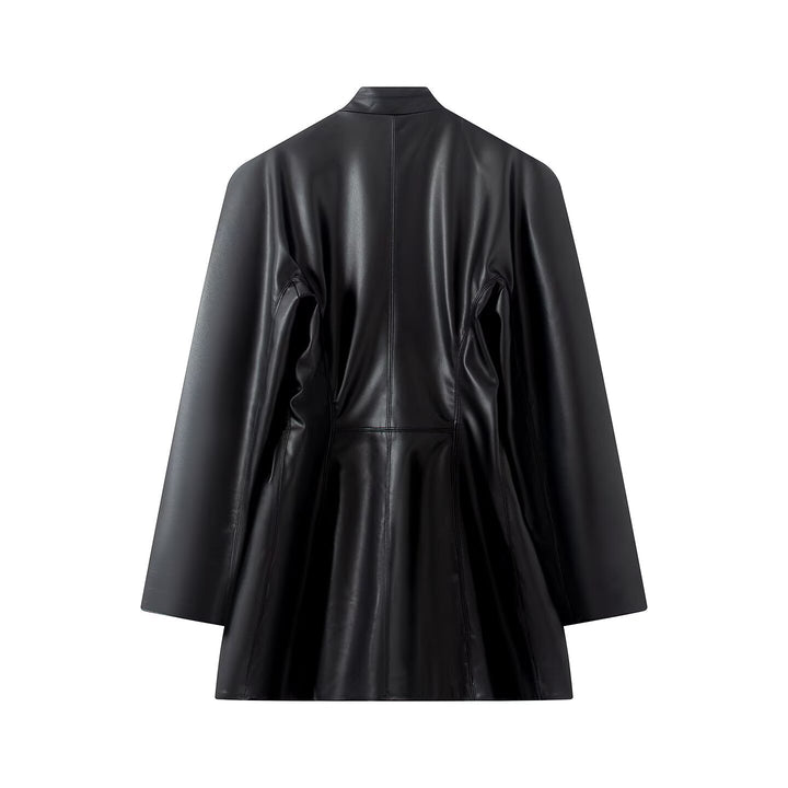 Damen Kunstleder-Blazer im Oversize-Schnitt mit Wickeloptik und taillierten Zierknöpfen Echo Archiv